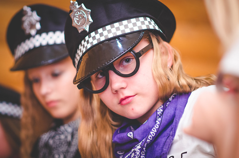 Как отметить 8 Марта в школе: веселый праздничный концерт в Києві