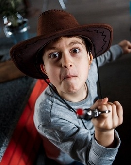 Сценарий «Десь на Дикому Заході»